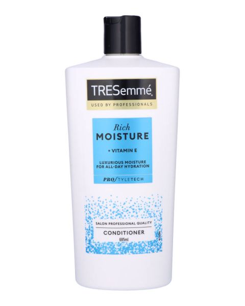 TRESemmé Rich Moisture Professional Conditioner